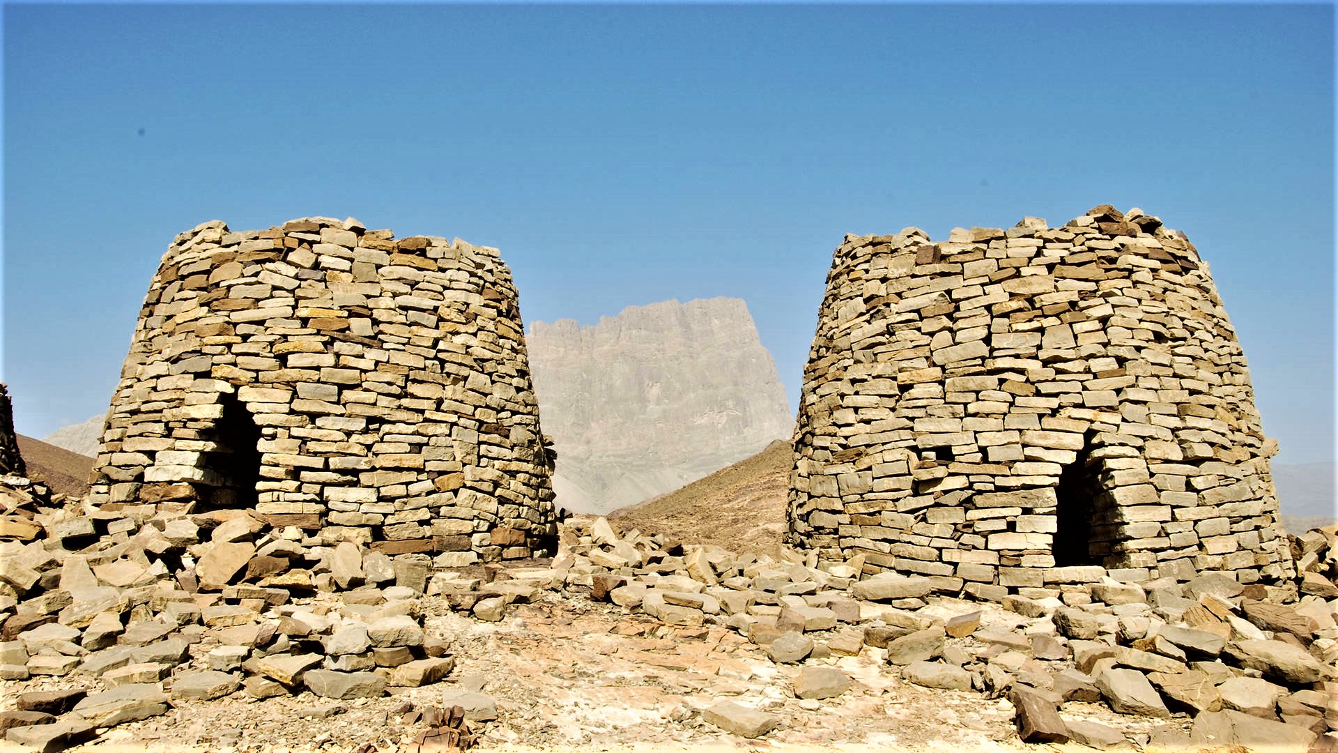 5five5 Archaeological Sites of Bat, AlKhutm and AlAyn Oman