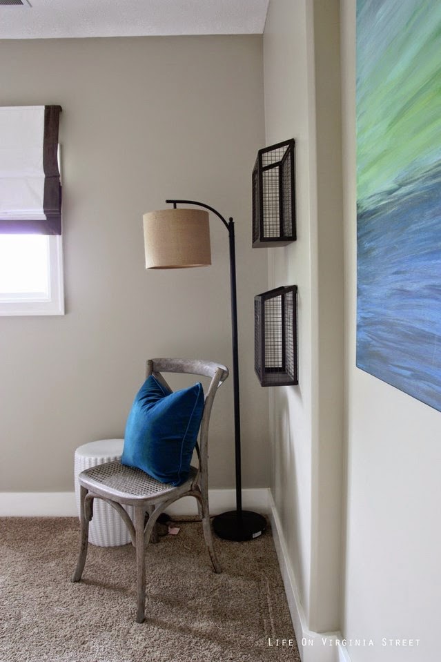 ANTES Y DESPUÉS: Un precioso dormitorio en gris, blanco y azul | três