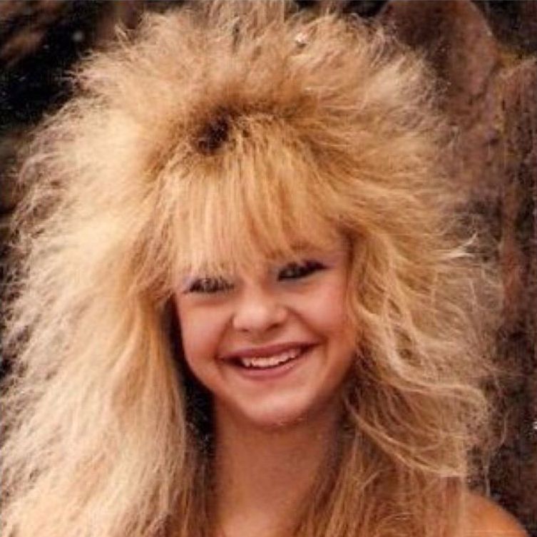 Awful Photos Of 80s Hairstyles You Will Definitely Not Want To Try  awful-photos-of-80s-hairstyles-you-will-definitely-not-want-to-try