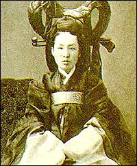 The Heavy Anglo Orthodox The Righteous Empress Myeongseong Of Joseon Japonya'da meiji yoenetimi, kralice min'i dişariya. the righteous empress myeongseong of joseon