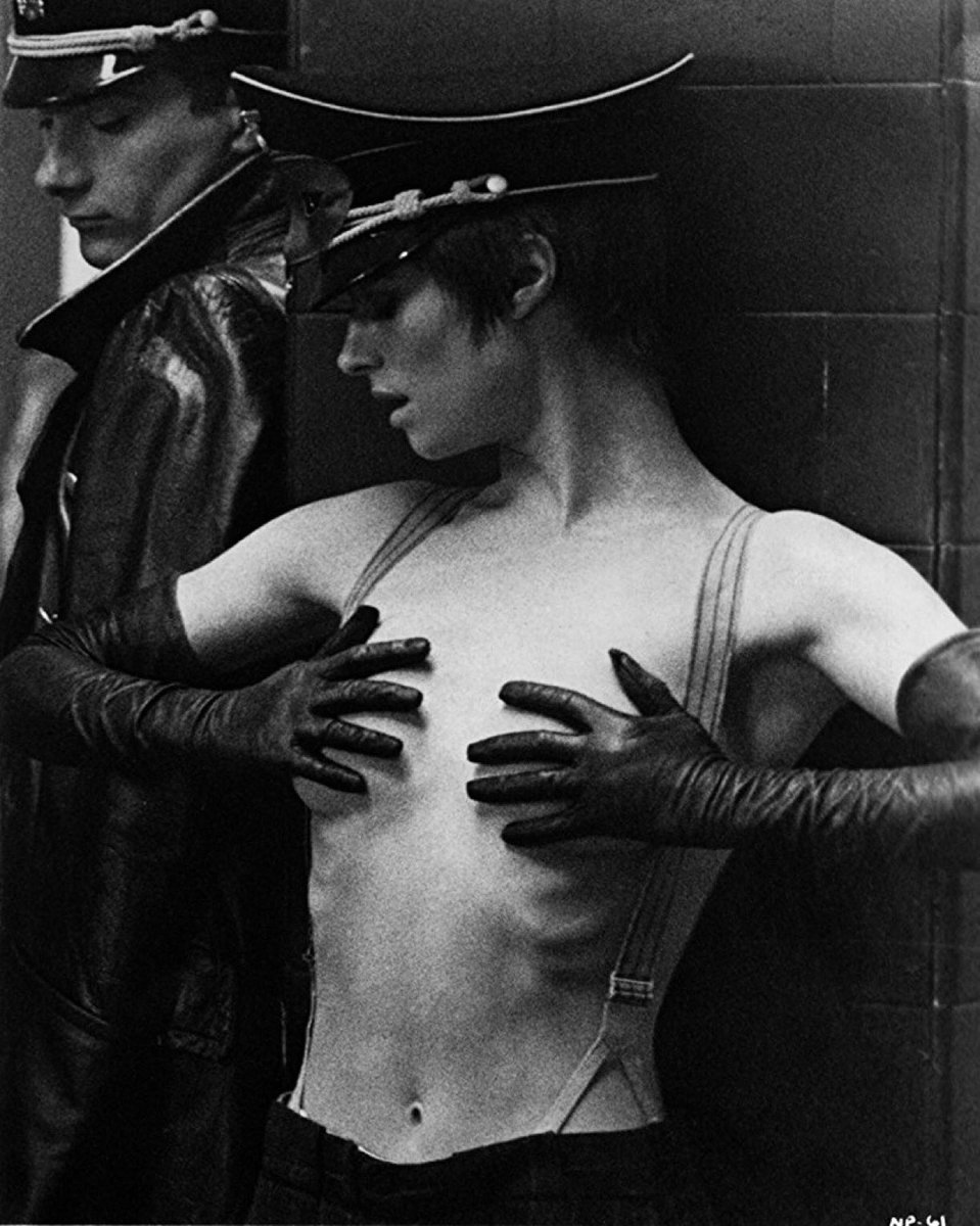 959px x 1200px - DRAGON: The Night Porter / Nazi porn or daring arthouse eroticism?