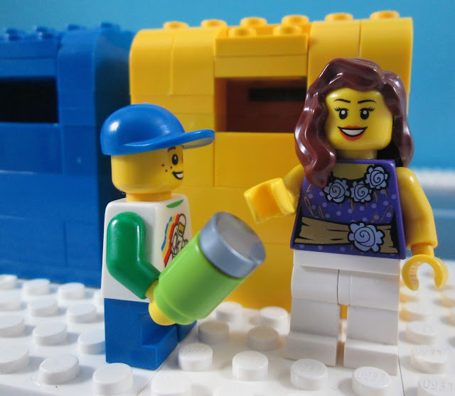 MOC LEGO Dia Internacional da Reciclagem 17 de maio
