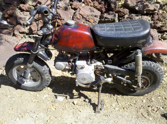 Vintage Honda Trail Bikes: 1978 Honda Z50 (8/77)
