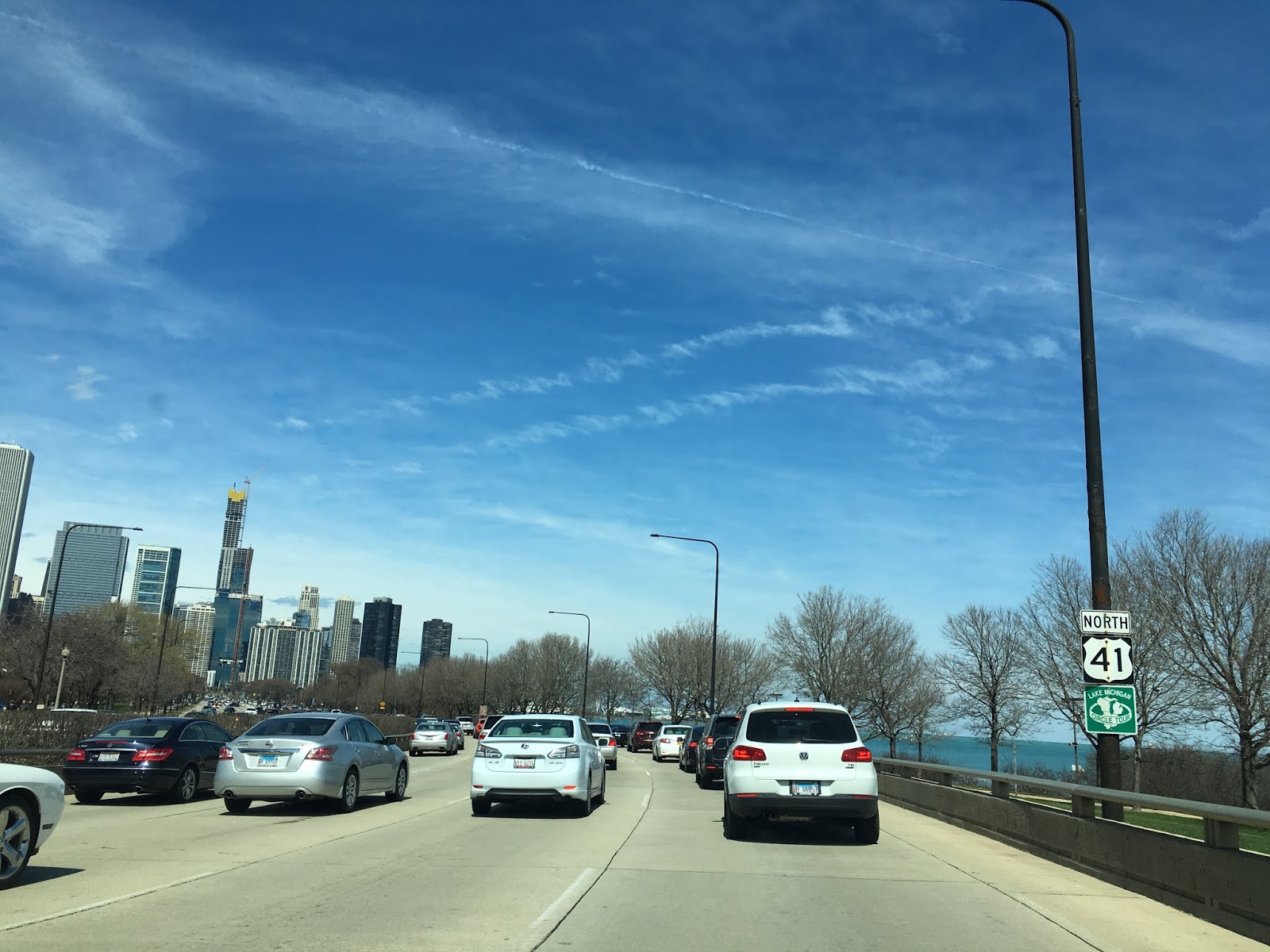 US Route 41 on Lake Shore Drive (Interstate 55 north to the Link Bridge)