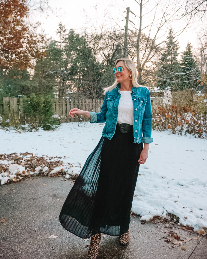 how to wear lace and denim in the fall