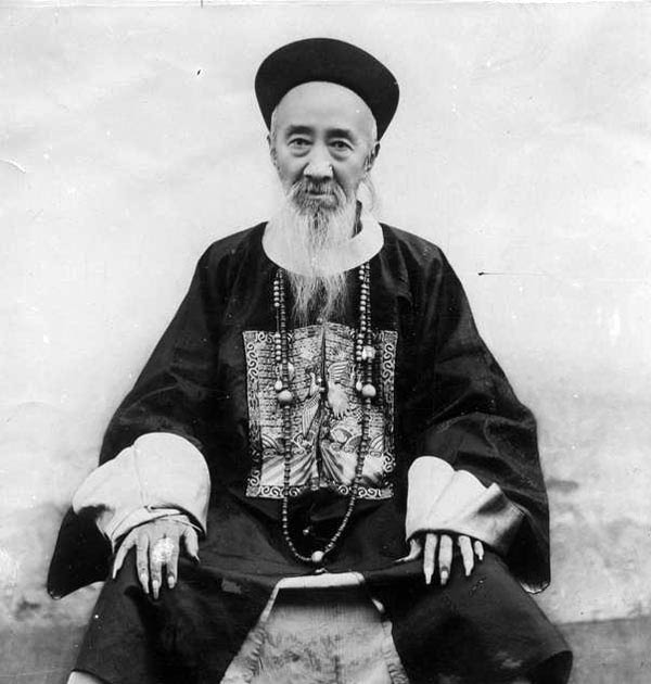 Searching in History: The 8 Things to Know About Zhang Zhidong