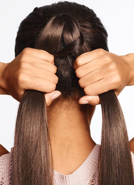 Cách tết tóc đuôi ngựa đơn giản mà đẹp