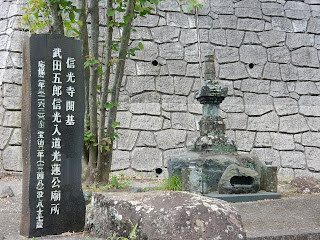 ���c�M���̕�