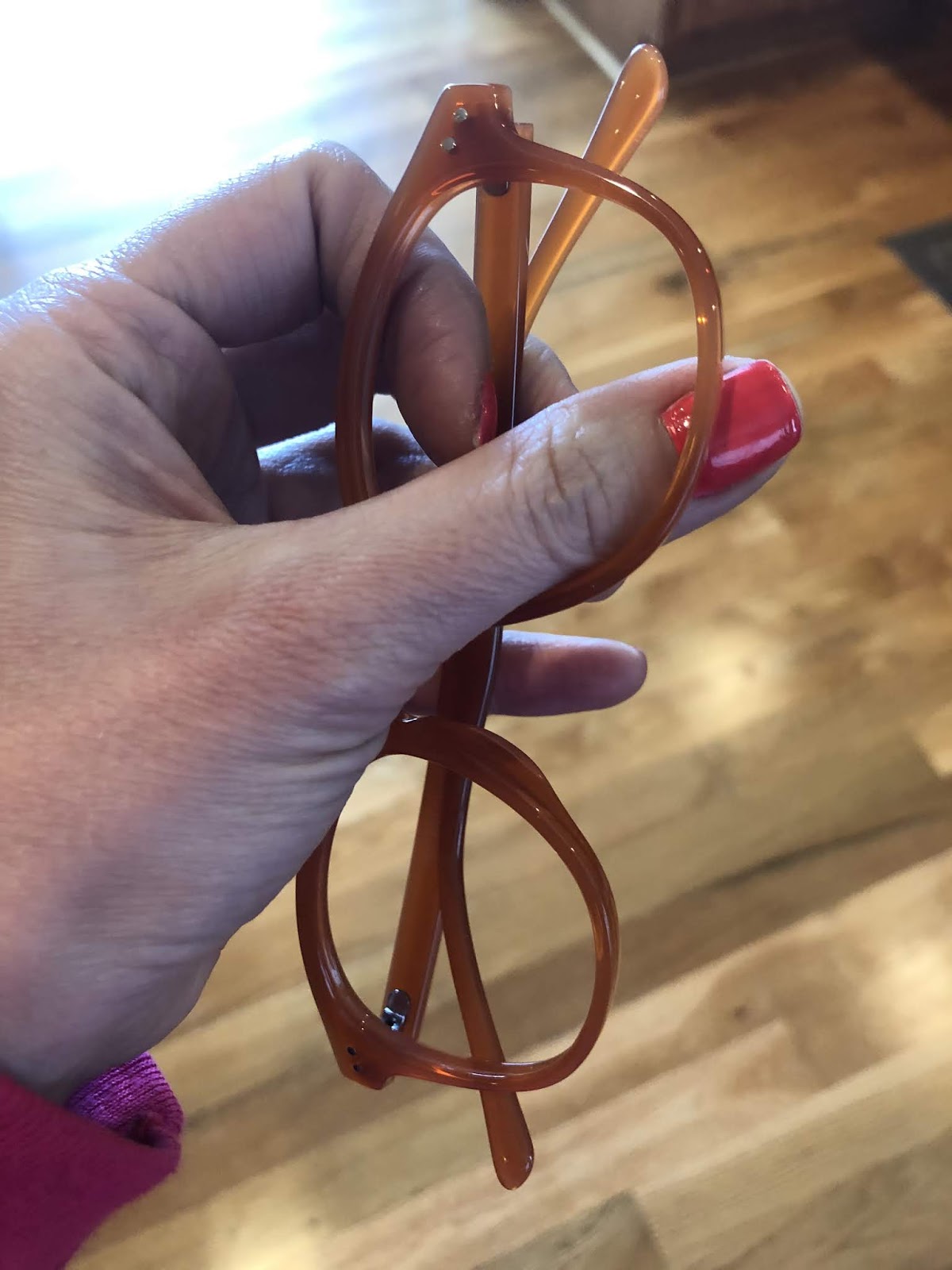 The Confident Journal Customize Your Glasses Frame’s Color! (Bonus