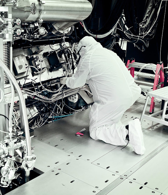 Penelitian IBM Penelitian IBM 6 Lab Komputer Yang Merubah Dunia Seakan Tanpa Jarak