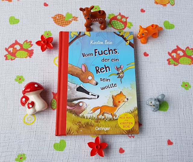 Kirsten Boies "Vom Fuchs, der ein Reh sein wollte": Ein Kinderbuch vom Fremdsein und der Herzensentscheidung für ein Pflegekind. Ich stelle Euch auf Küstenkidsunterwegs das neue Buch von Kirsten Boie vor, in dem in einer süßen Geschichte von den Tieren des Waldes die Herausforderungen rund um die Aufnahme eines Pflegekindes in eine neue Familie thematisiert werden - samt einer wunderbaren Lösung.