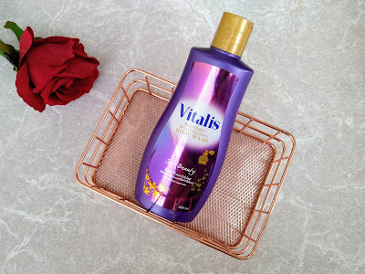 vitalis perfumed moisturizing body wash