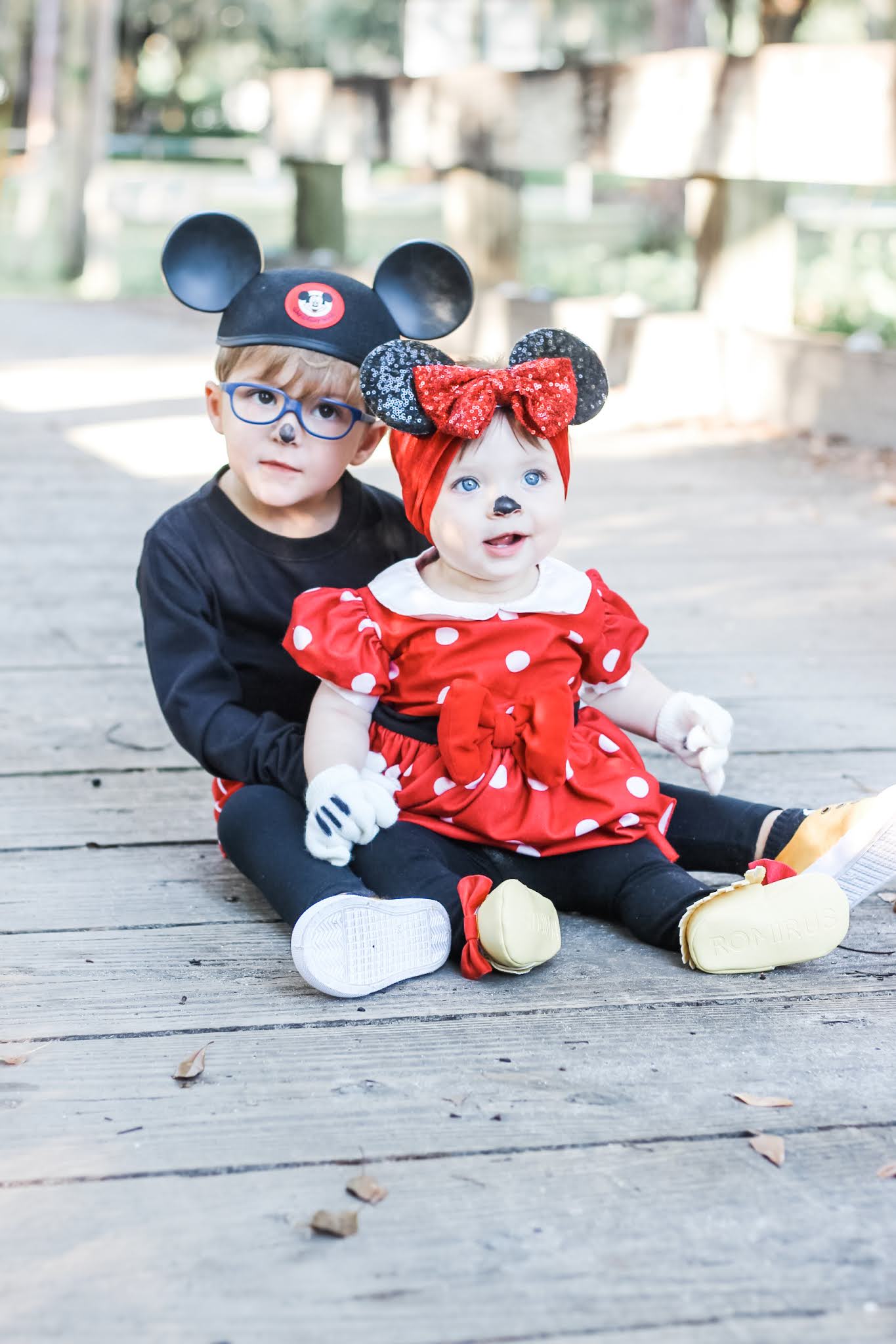 Easy Family Halloween Costumes for the Whole Family