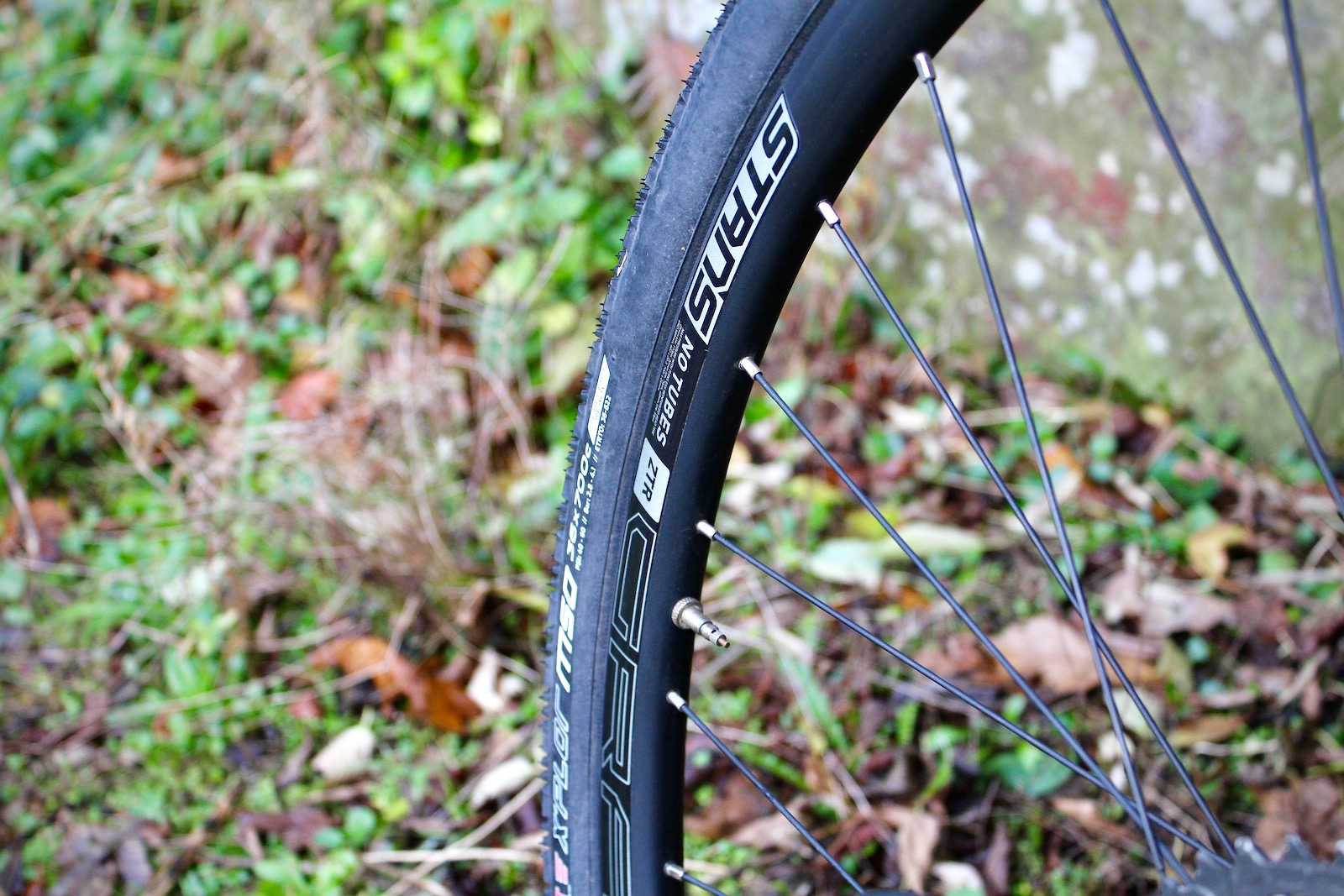 Review Stan's NoTubes Grail S1 Road/Gravel/MTB Wheelset