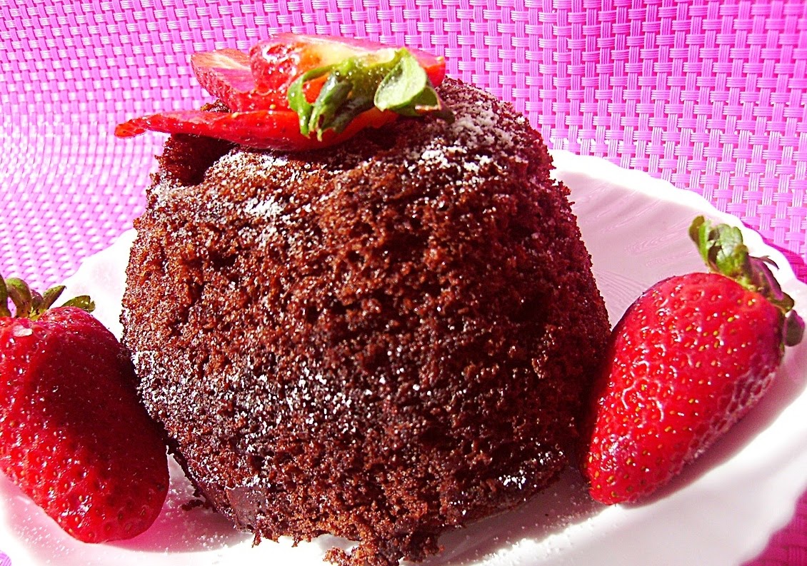 Chocolate Mug cake- Chec de ciocolată în 5 minute