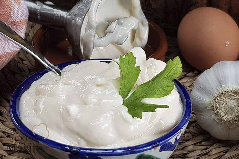 طريقة عمل الثومية بالكريمة ورقة