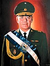 Fidel Sánchez Hernández  de la   dictadura militar