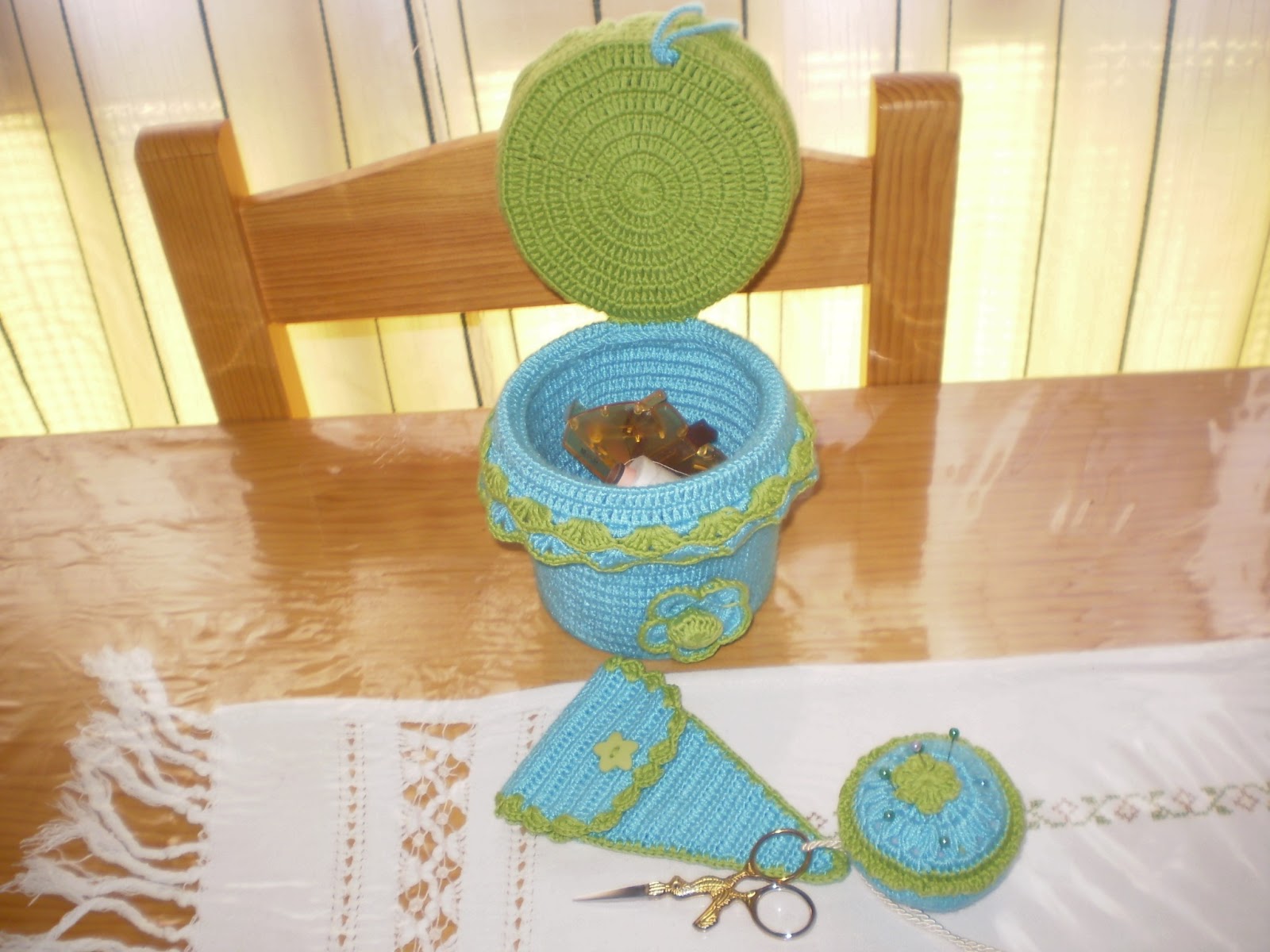 COSAS BONITAS QUE SE PUEDEN HACER: COSTURERO ALFILETERO Y GUARDA_AGUJAS