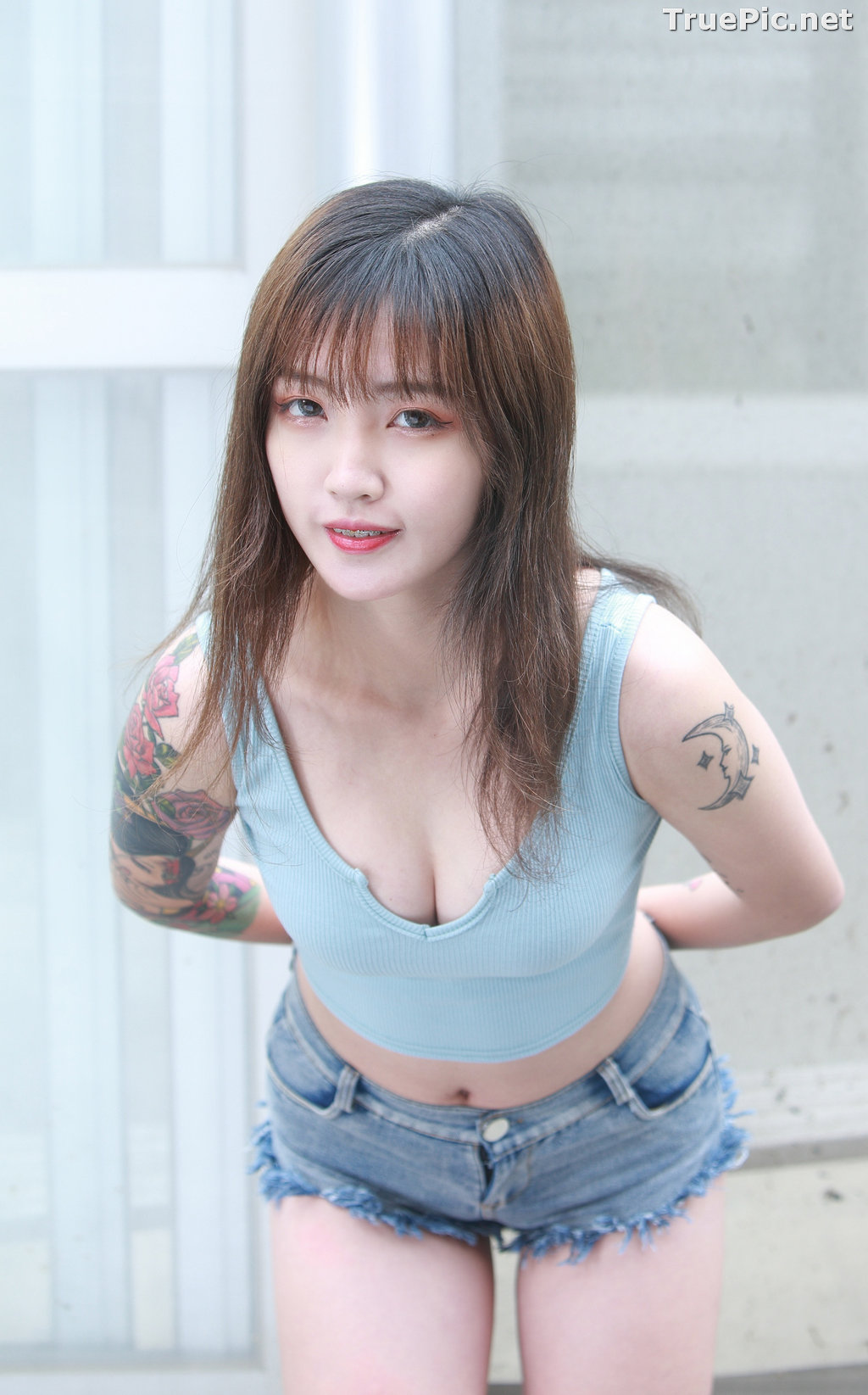 Image Taiwanese Lovely and Sexy Girl – 泱泱 - Low Top and Jeans Pants - TruePic.net - Picture-34