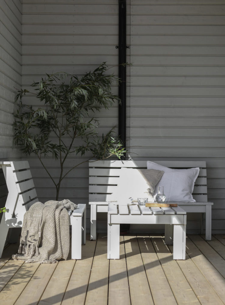 A Cosy Summer Cabin In The Swedish Countryside (available to rent!)