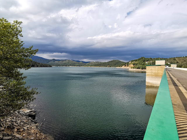 Водохранилище Дарниус Боаделья (Embalse Darnius Boadella)