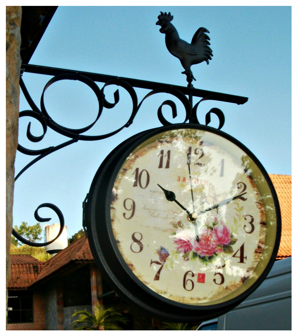 DONA MOCINHA DO BRASIL RELÓGIO DE