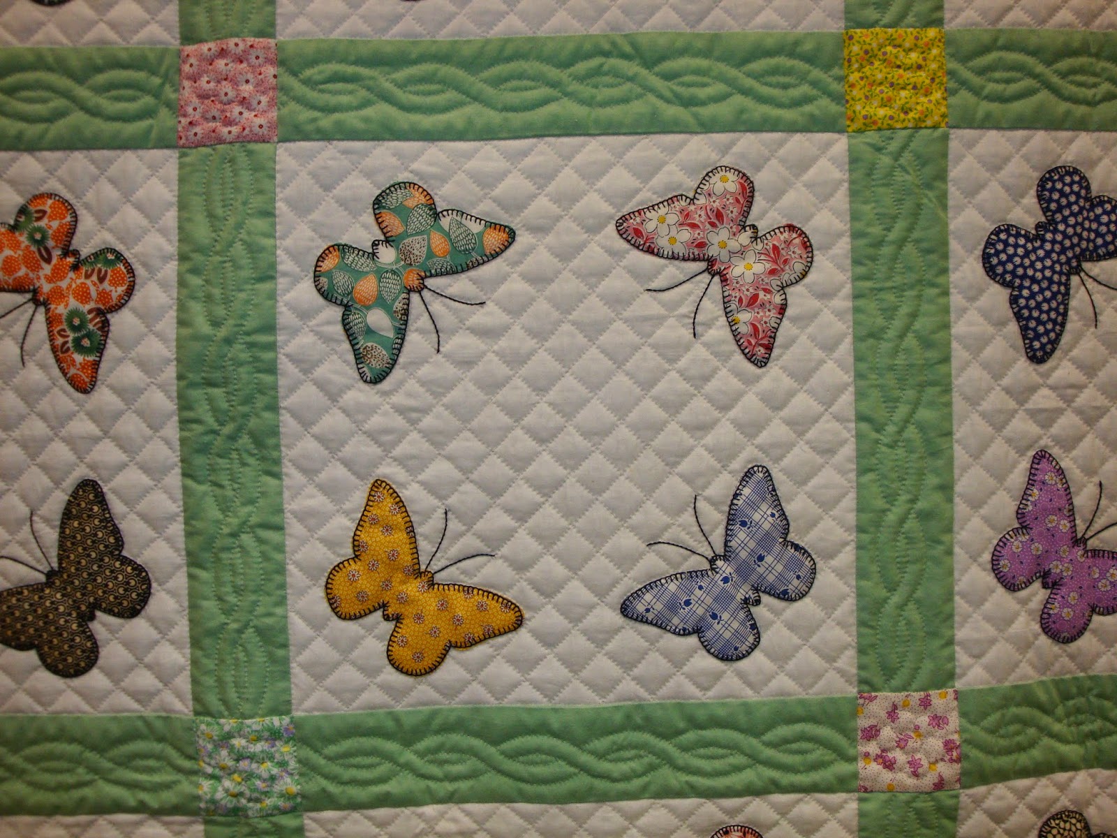 FABRIC THERAPY Sauder Village Quilt Show Part Two...