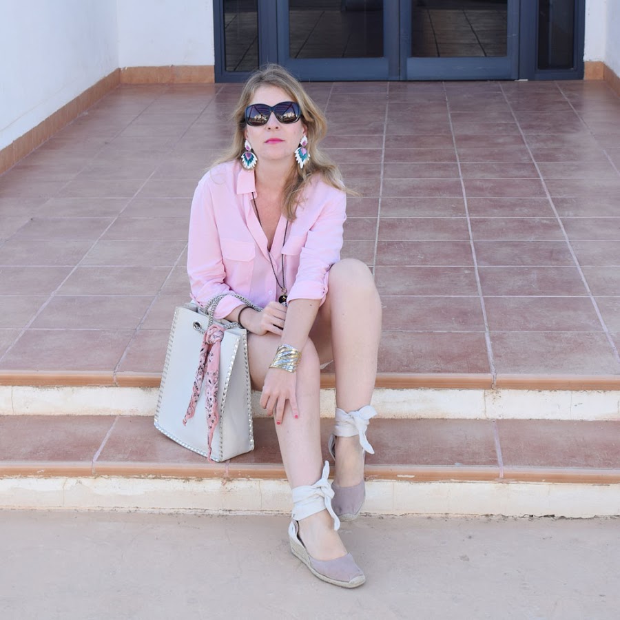 Short_blanco_blusa_rosa_summer10x10