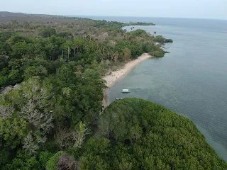 Pantai bama taman nasional baluran