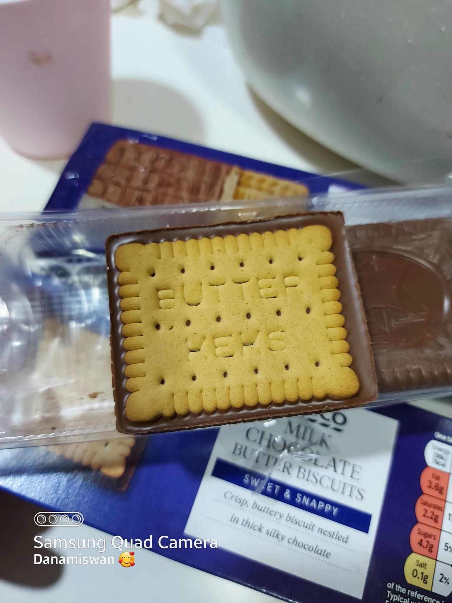 DANA TESCO MILK CHOCOLATE BUTTER BISCUITS