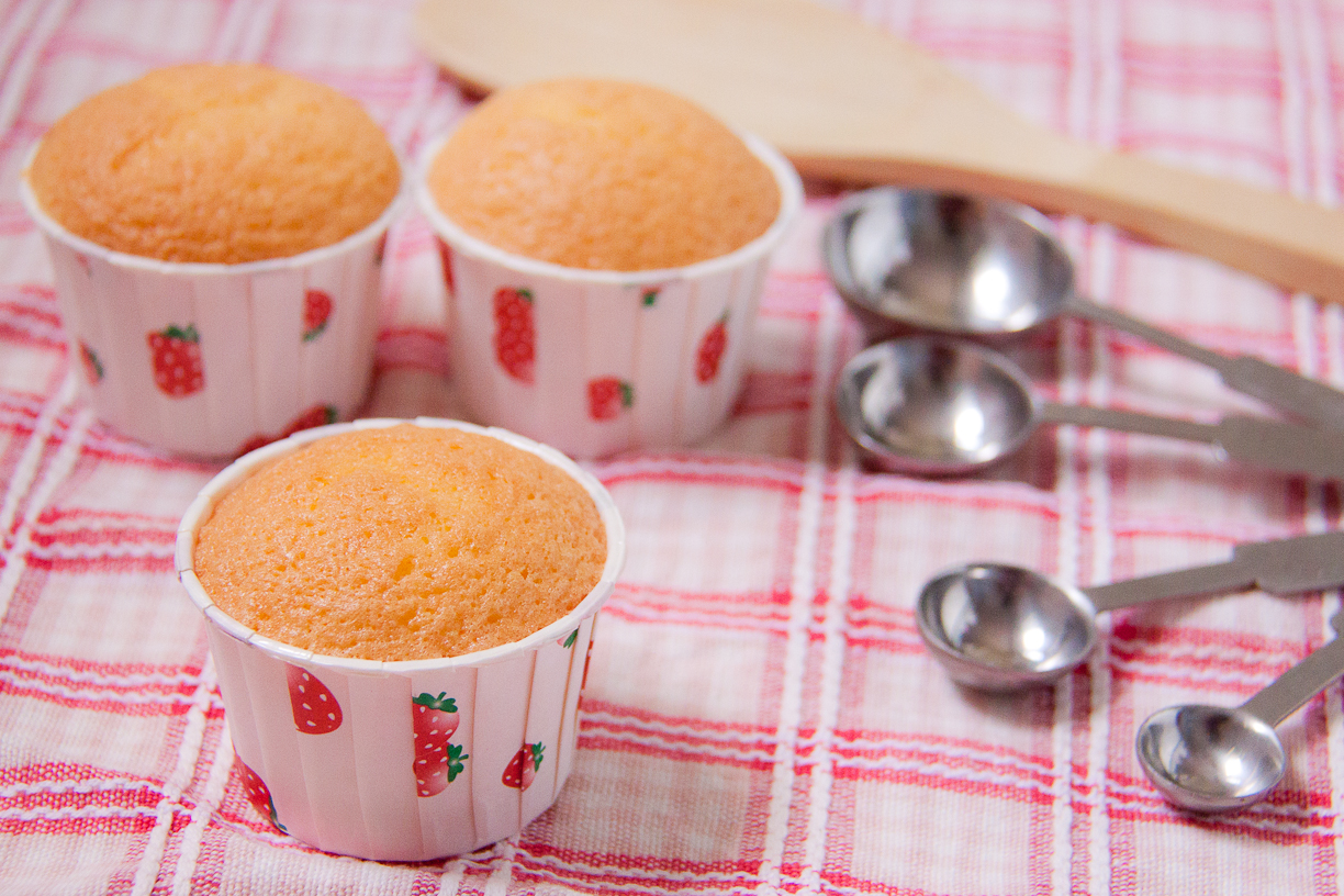 Life is Like a Long Journey: Kuih Bahulu 鸡蛋糕 Egg Sponge Cake
