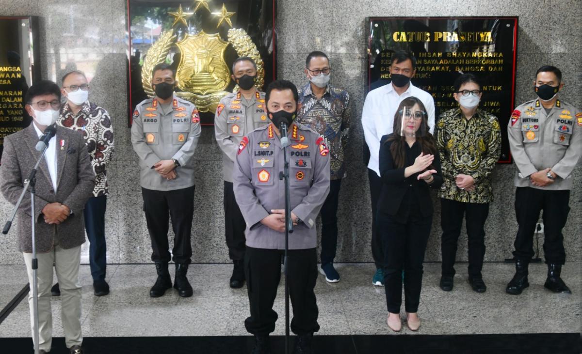 Temui Kapolri, Menkominfo Perkuat Kerja Sama Pembangunan Infrastruktur TIK Temui Kapolri, Menkominfo Perkuat Kerja Sama Pembangunan Infrastruktur TIK
