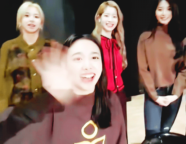 트와이스 까부 나연