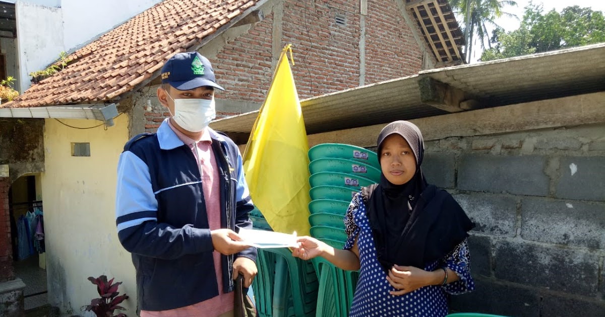Mahasiswa KKN UIN Walisongo Bagikan Masker Sekaligus Mahasiswa KKN UIN Walisongo Bagikan Masker Sekaligus