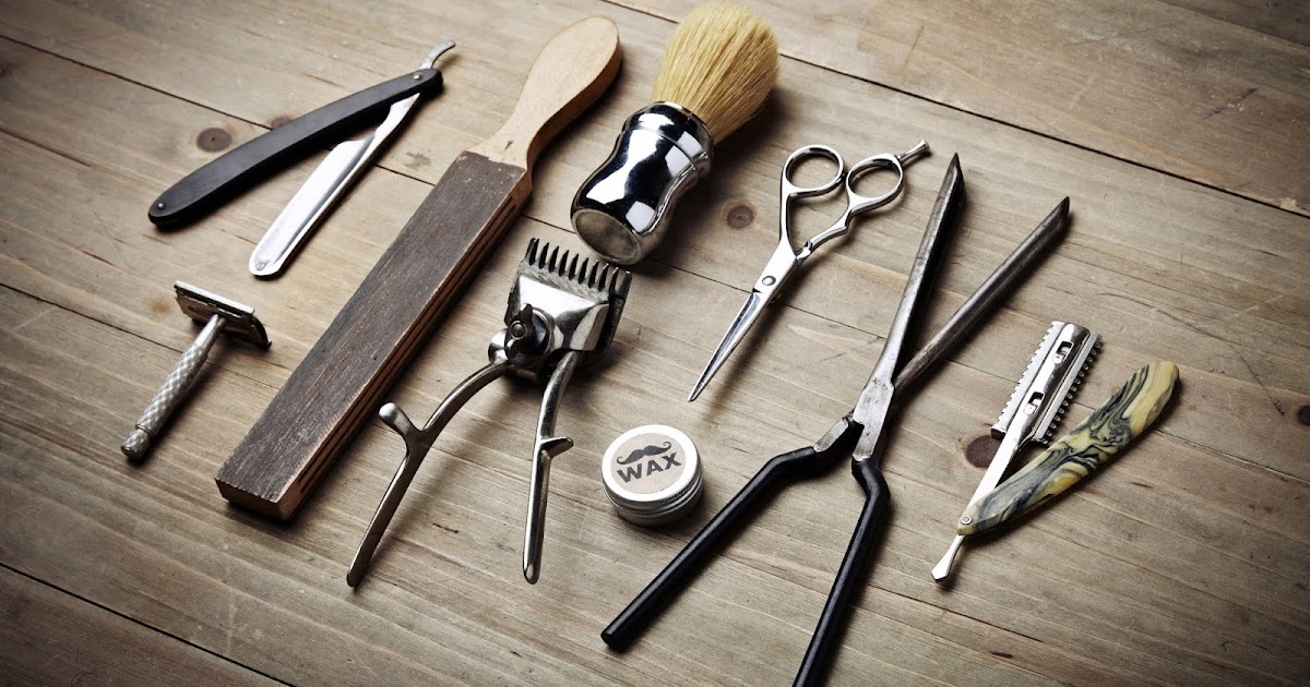 Barber supplies online Beginners Shaving Kits What all you need to have