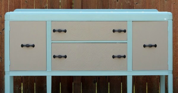 cottage instincts: ::Chalk Painted Waterfall Sideboard::