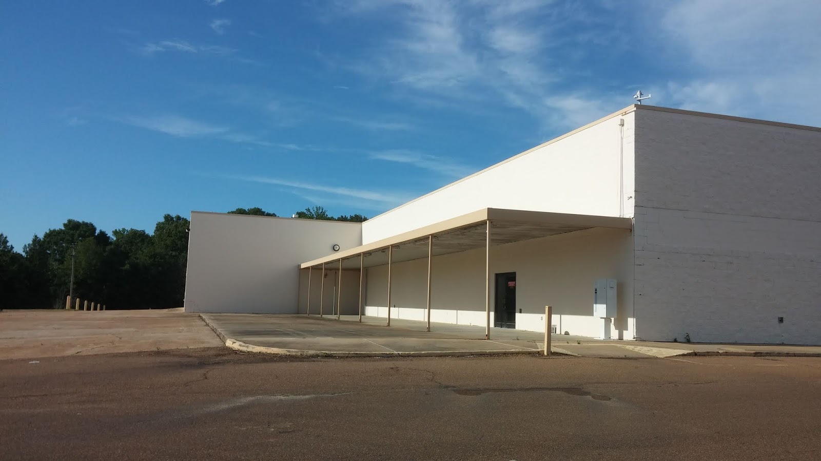 The MidSouth Retail Blog Dirt Cheap (Former WalMart), Batesville, MS