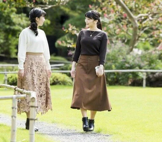 Princess Mako and Princess Kako at Akasaka Imperial Palace. Wedding of Princess Mako and her fiance Kei Komuro. Crown Princess Kiko