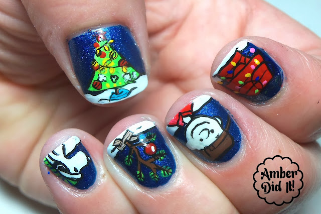 Amber did it!: Magnificent Mani Monday ~ Christmas Trees