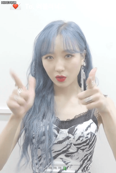 썸네일-러블리즈  류랑이 류수정 백호피 란제리룩-이미지