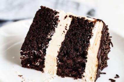 GUINNESS CHOCOLATE CAKE WITH BUTTERCREAM