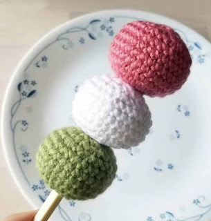 PATRON GRATIS DANGO AMIGURUMI 42397