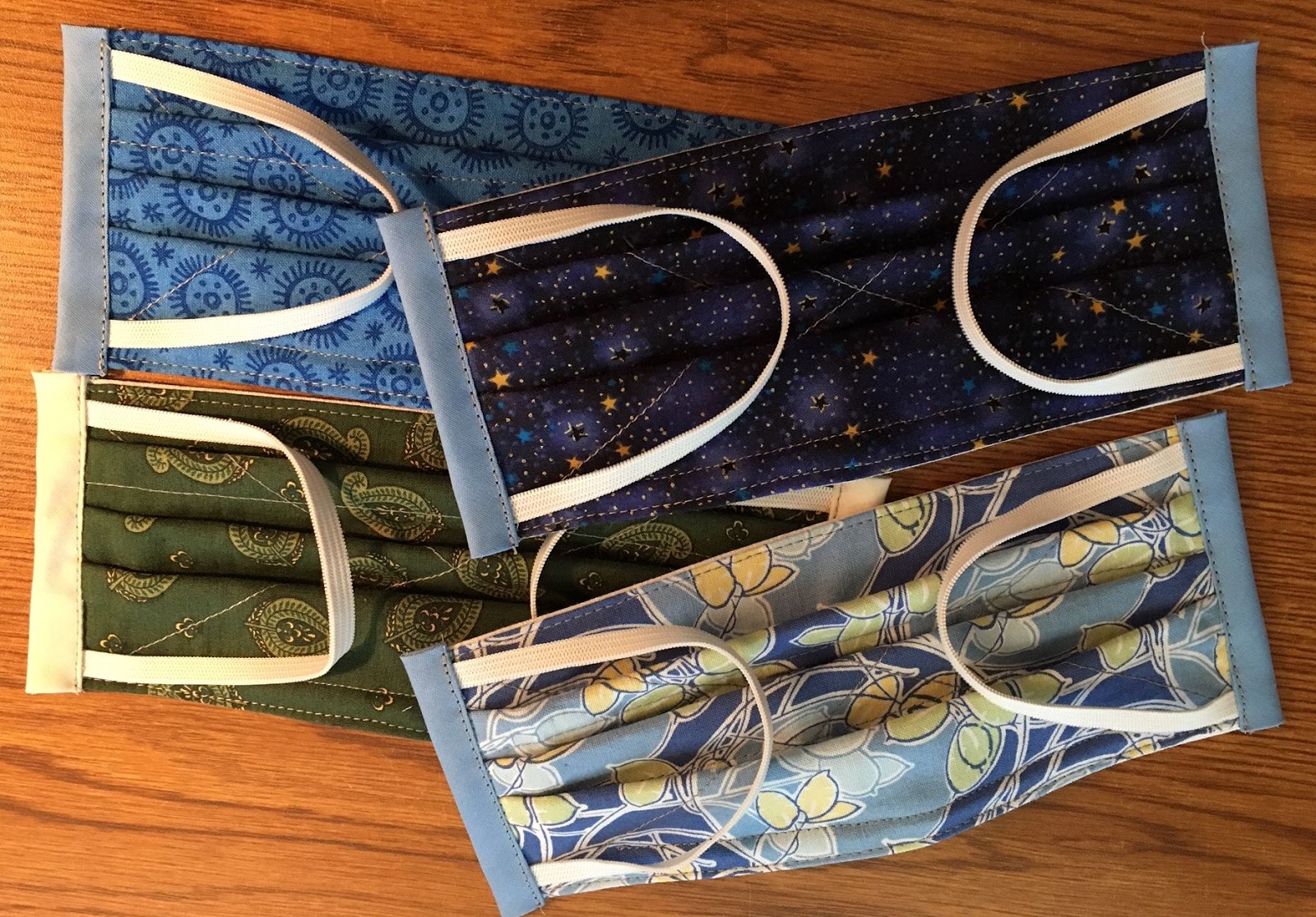 Elizabeth's Quilt Projects Masks and a H2H Quilt Finish