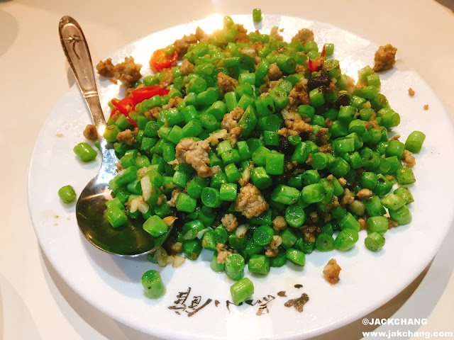 fried minced pork with dried bean curd NT $ 280