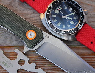 TUNAFIRE clip point flipper & SteelDive 6105 Captain Willard TUNAFIRE clip point flipper & SteelDive 6105 Captain Willard