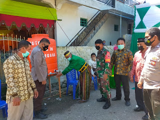 Kapolsek Cendana Turun Langsung Cek Kelengkapan Prokes Kepada Warga Yang Melaksanakan Pesta Pernikahan