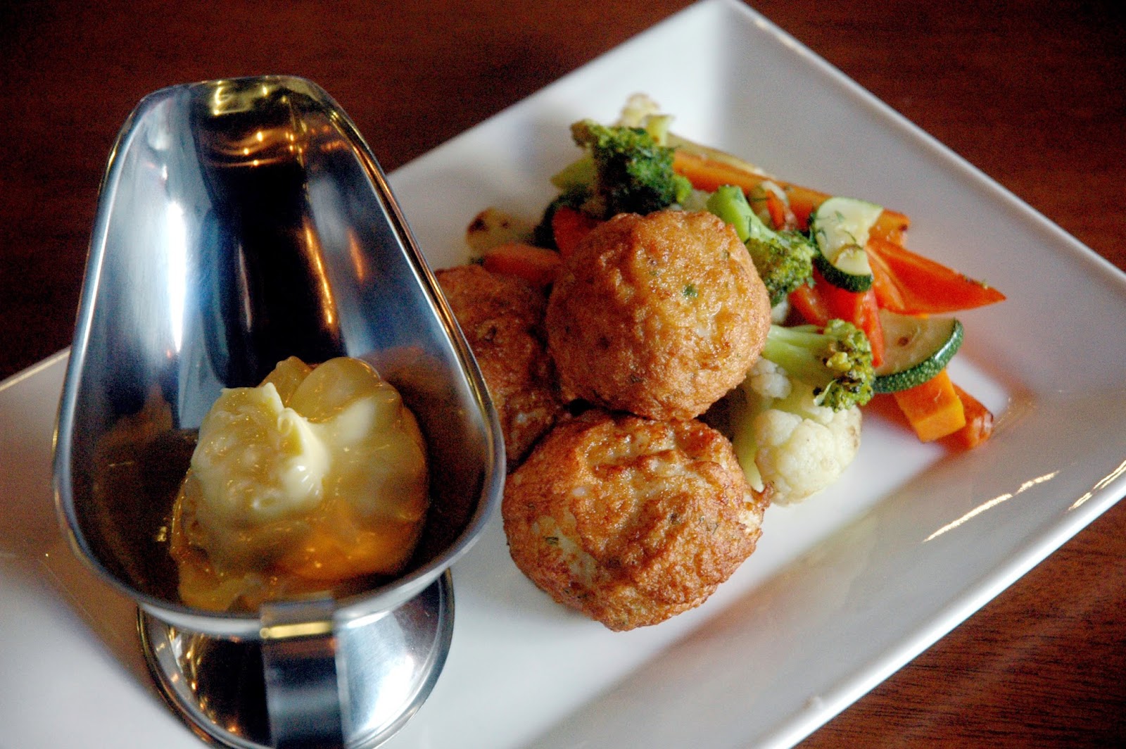 DUDE FOR FOOD: Guten Apetit! Brotzeit&amp;#39;s New Valentine&amp;#39;s and Lenten Specials