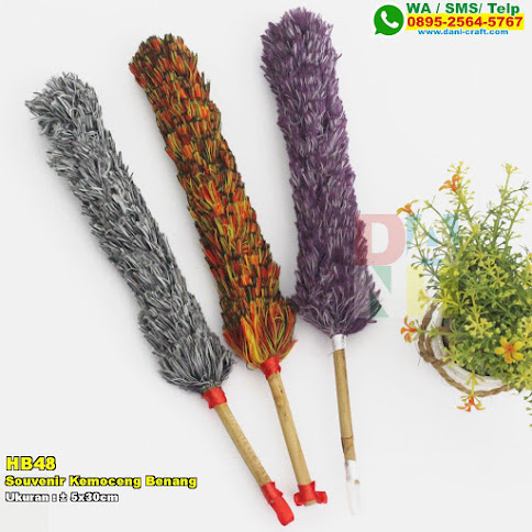 Souvenir Kemoceng Benang