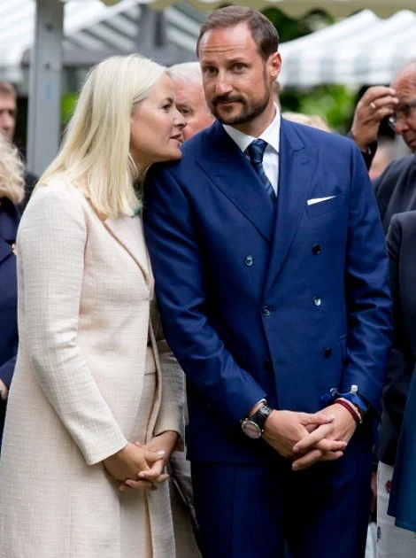 King Harald, Queen Sonja, Crown Princess Mette-Marit, Crown Prince Haakon visit Stavanger for Norway's Silver Jubilee Tour.
