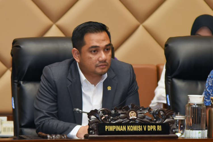 Rifki Karsayuda : Menhub Wajib Evaluasi Total Transportasi Udara di Masa Pandemi